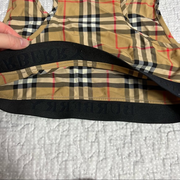 Authentic Burberry sports bra - Picture 4 of 4